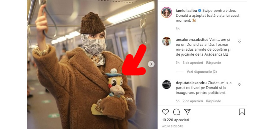 Iulia Albu cu Donald Duck în metroul din Drumul Taberei. Pentru Obregia, se schimbă la Eroilor, apoi la Unirii
