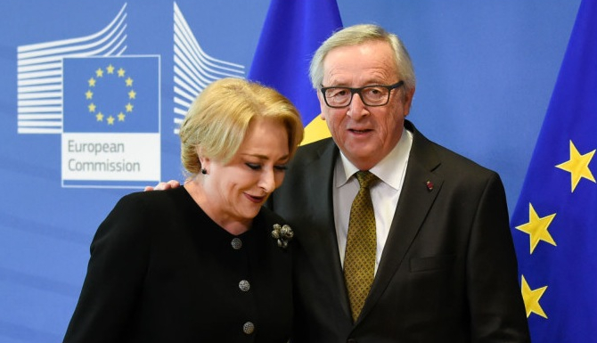 Viorica, flatată: "Domnu' Juncker crede că sunt balerină. Mi-a zis "Du-te învârtindu-te!""