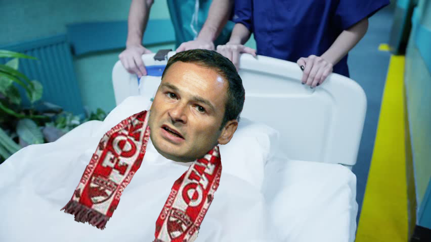 Patronul echipei Dinamo, operat de urgență! Doctorii încearcă să-i scoată fotbalul din cap!