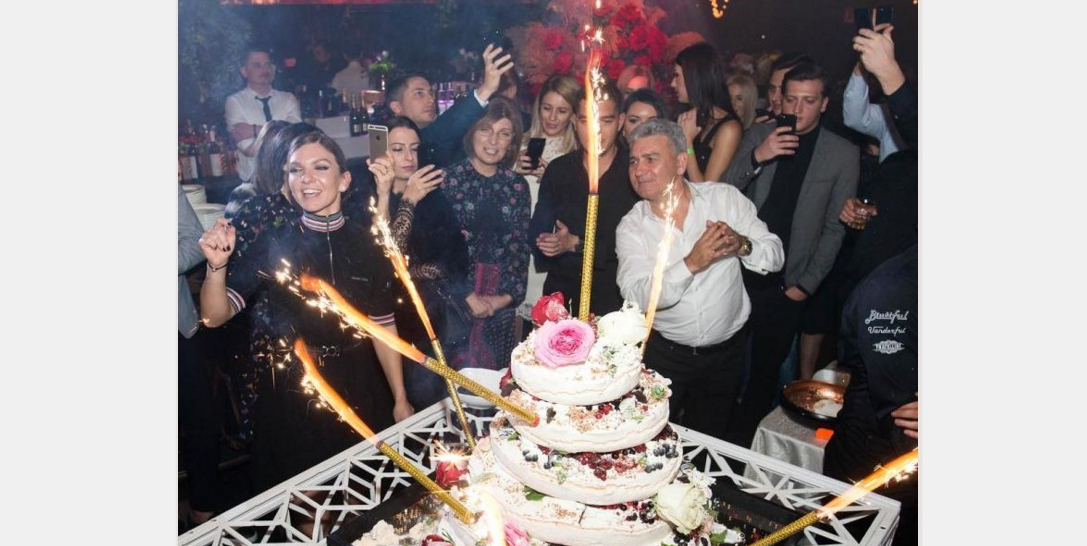 În atenția lui Dragnea Jr. și Esca: Simona Halep a făcut petrecere fără Salam! Cum o fi reușit?