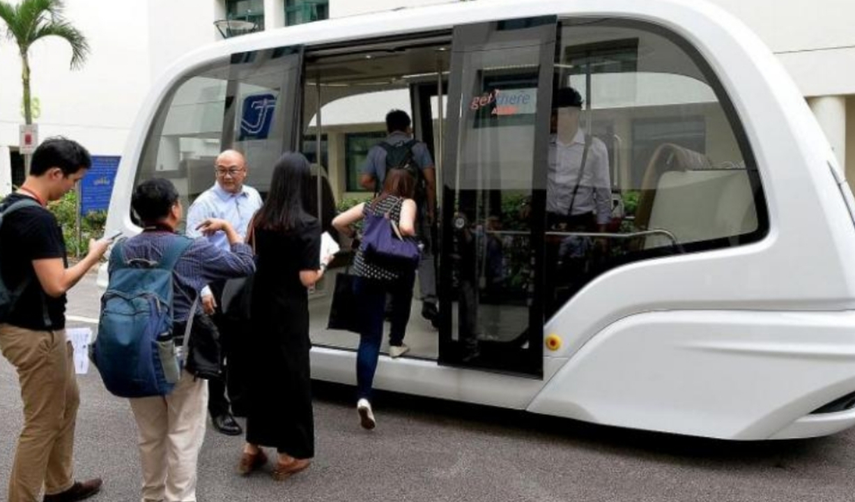 La Cluj vor fi introduse autobuze fără șofer. Păi și cine o să mai pună muzică populară?