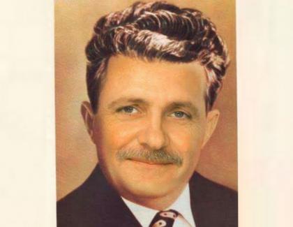 Liviule, vezi că idolul tău Ceaușescu mai întâi a făcut pușcărie și după aia a fost dictator!