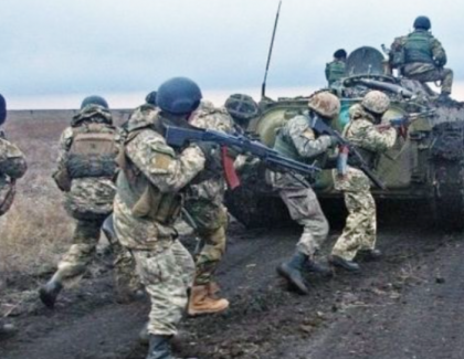 Armata rusă eliberatoare de ceasuri și paltoane a intrat în Donbas pentru a menține pacea. Cât mai departe