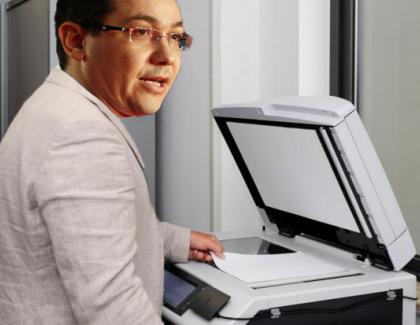 Alertă: Ponta a spart sediul DNA și a început să copieze dosarul lui Dragnea DIN PASIUNE!