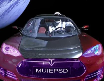 Surpriză în galaxie! Mașina trimisă de Tesla în spațiu e înmatriculată tot în Suedia!